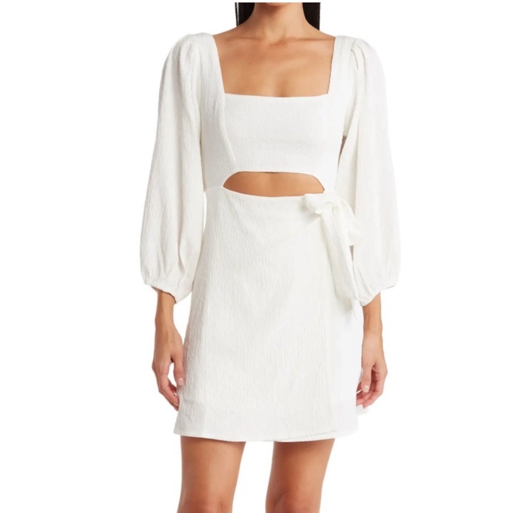 ASTR long sleeve cut out dress